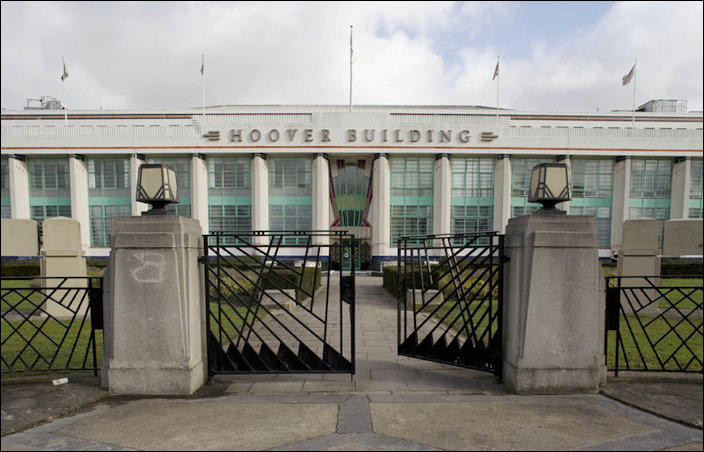 Main facade and entrance of the Hoover Building