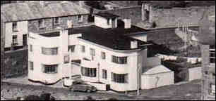 Detail of the Yacht Inn from aeriel postcard