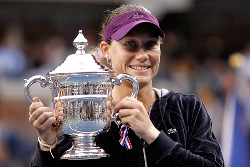 Samantha Stosur with her 2011 US Open Trophy