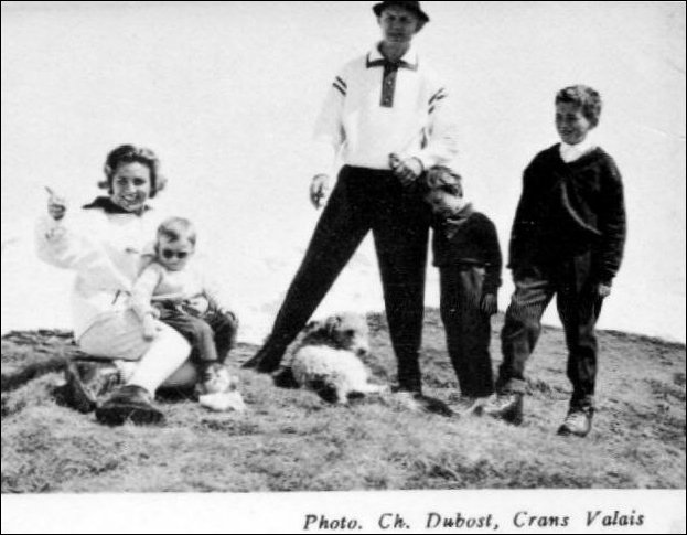 Golon Family 1960