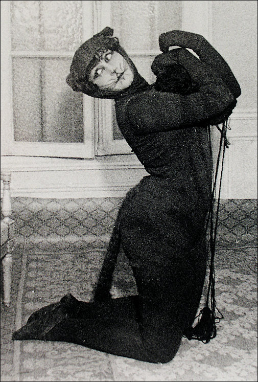 Collette acting in La Chatte Amoureuse in 1912