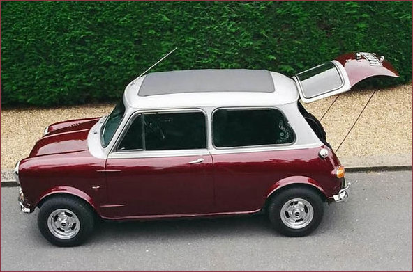 Ringos customised Mini with hatchback