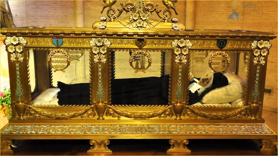 Glass coffin of St Bernadette
