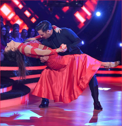 An artistic Tango pose featuring Aga and Stefano