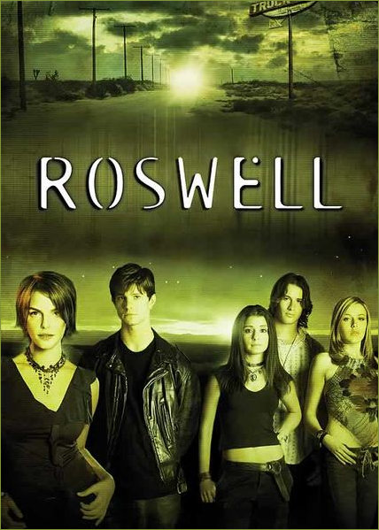 Atmospheric image of the Roswell High students