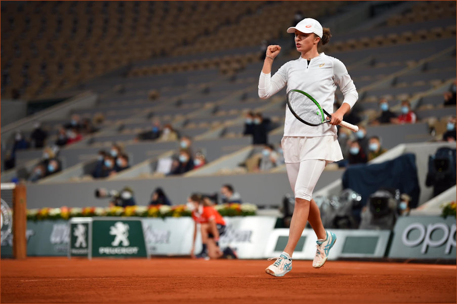 Iga Swiatek reaching 2020 French Open quarter-finals