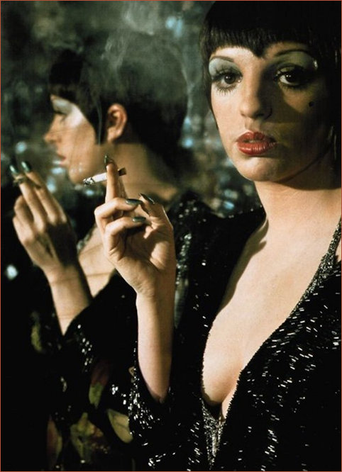 Liza Minelli portraying the divinde decadence of the day