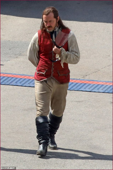 Jude Law as the 2021 version of Captain Hook