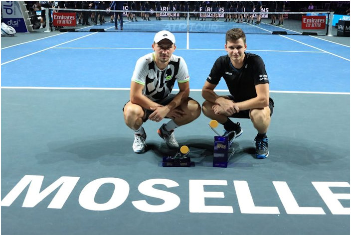 Hurkacz wins doubles title in Metz with Pablo Carreno-Busta